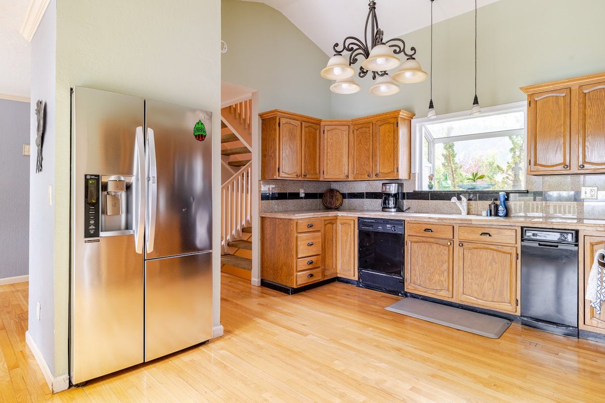 Kitchen & Dining photo 6