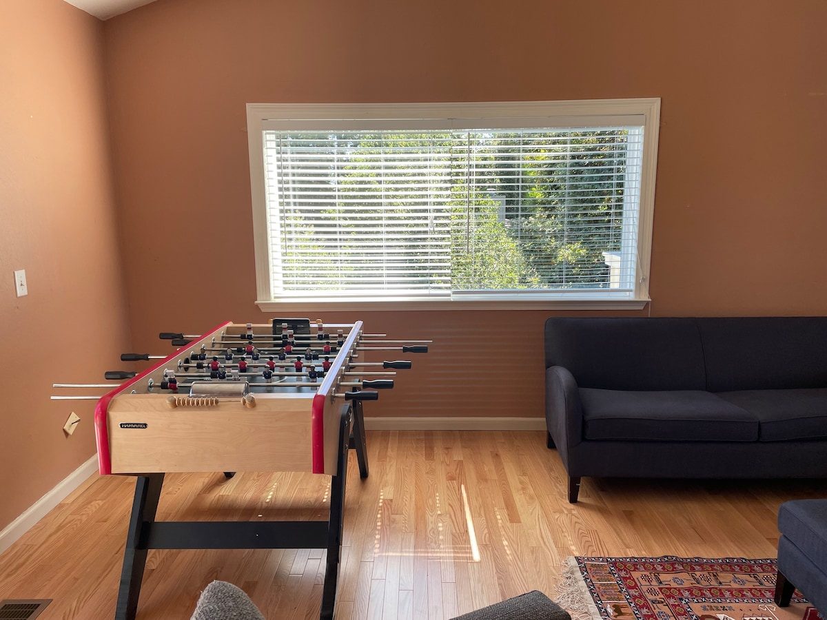 Game Room photo 5